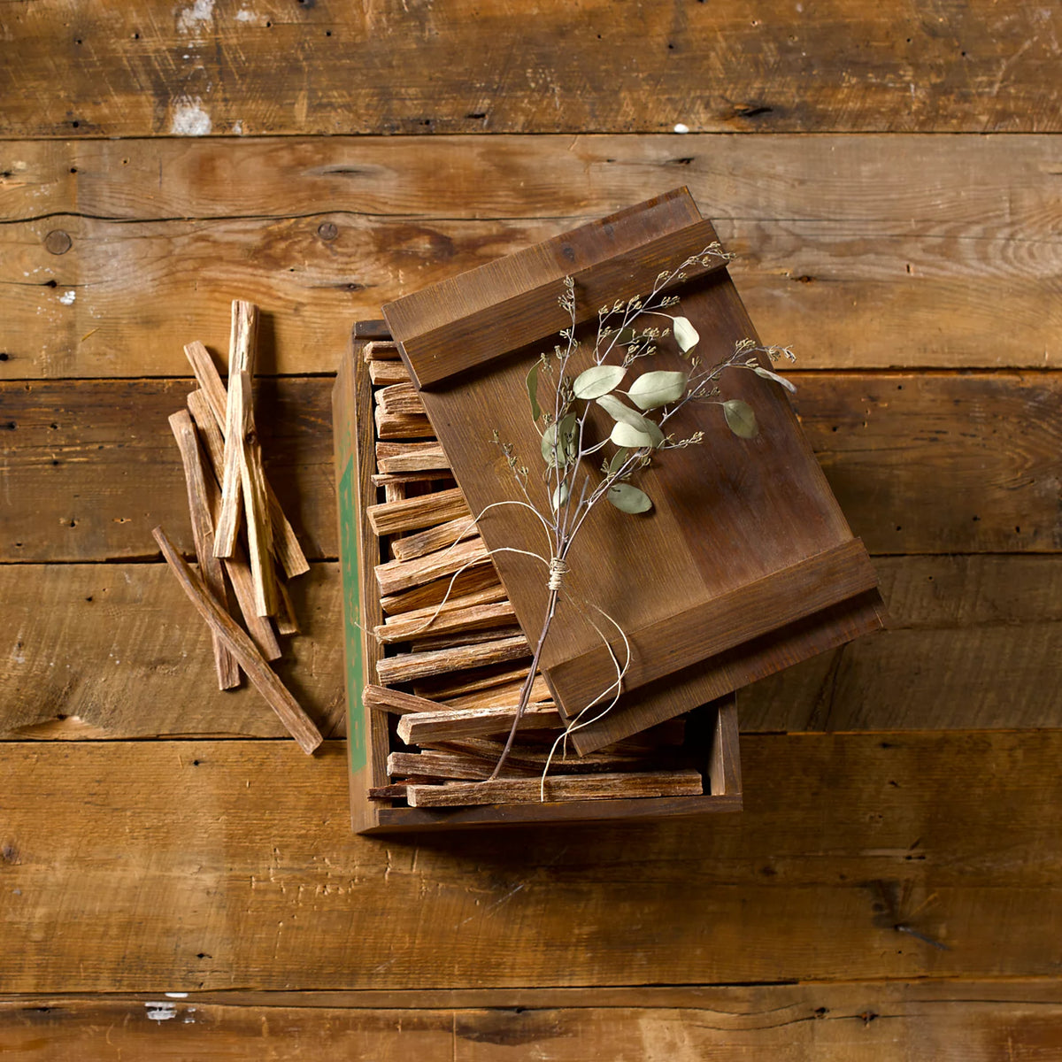 Orvis Fatwood - 14-lb. Wooden Box - Orvis Trusted