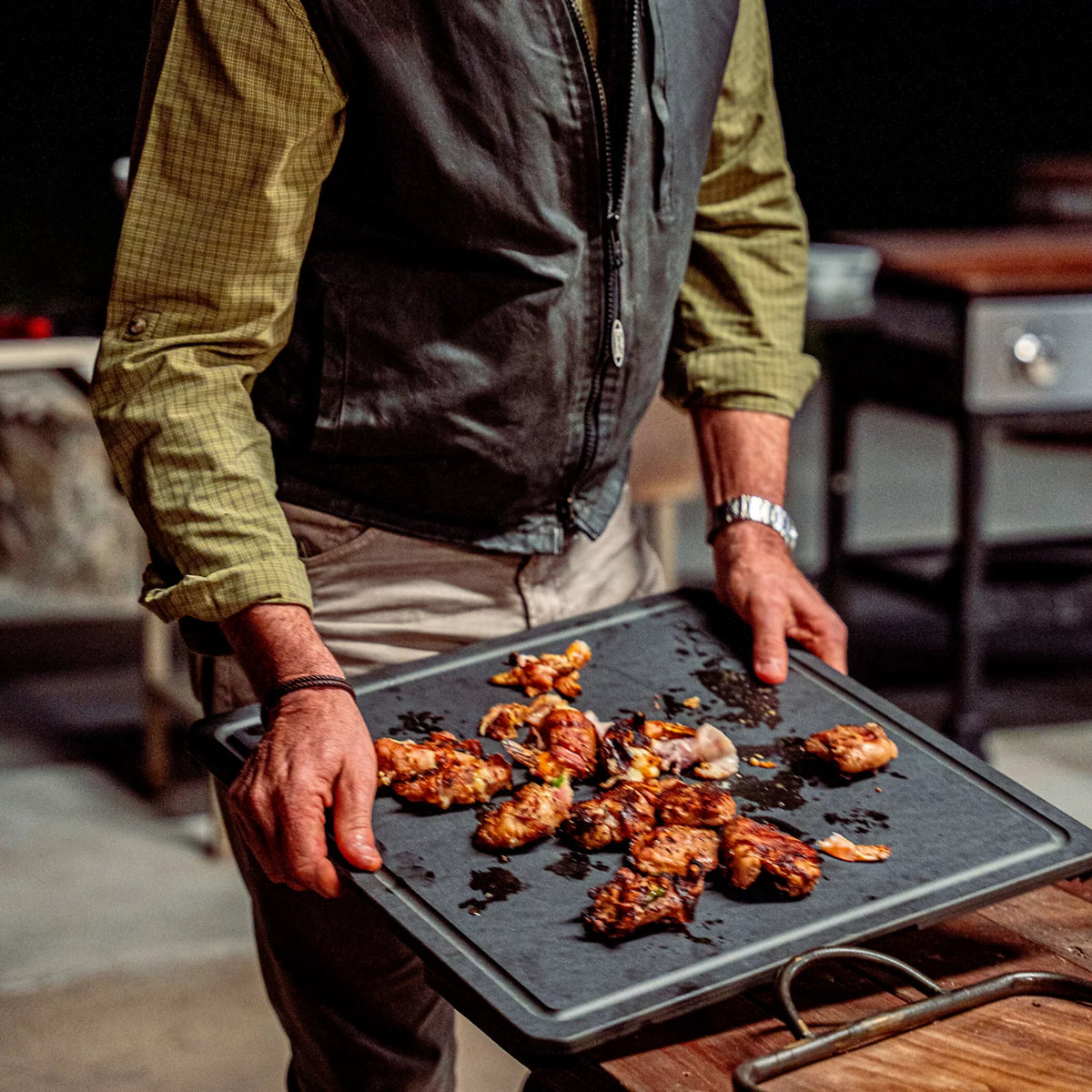 PECOS Outdoor Table Heat Shield Cutting Board - Orvis Classic