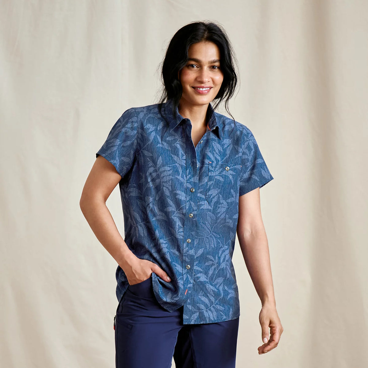 Women's Tech Chambray Short-Sleeve Work Shirt - Orvis Quality
