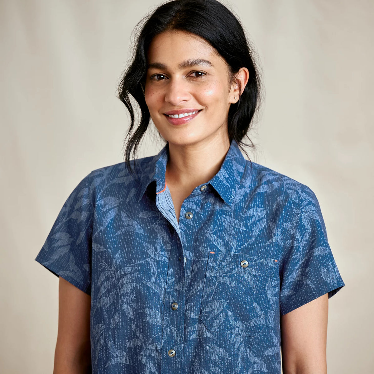 Women's Tech Chambray Short-Sleeve Work Shirt - Orvis Quality